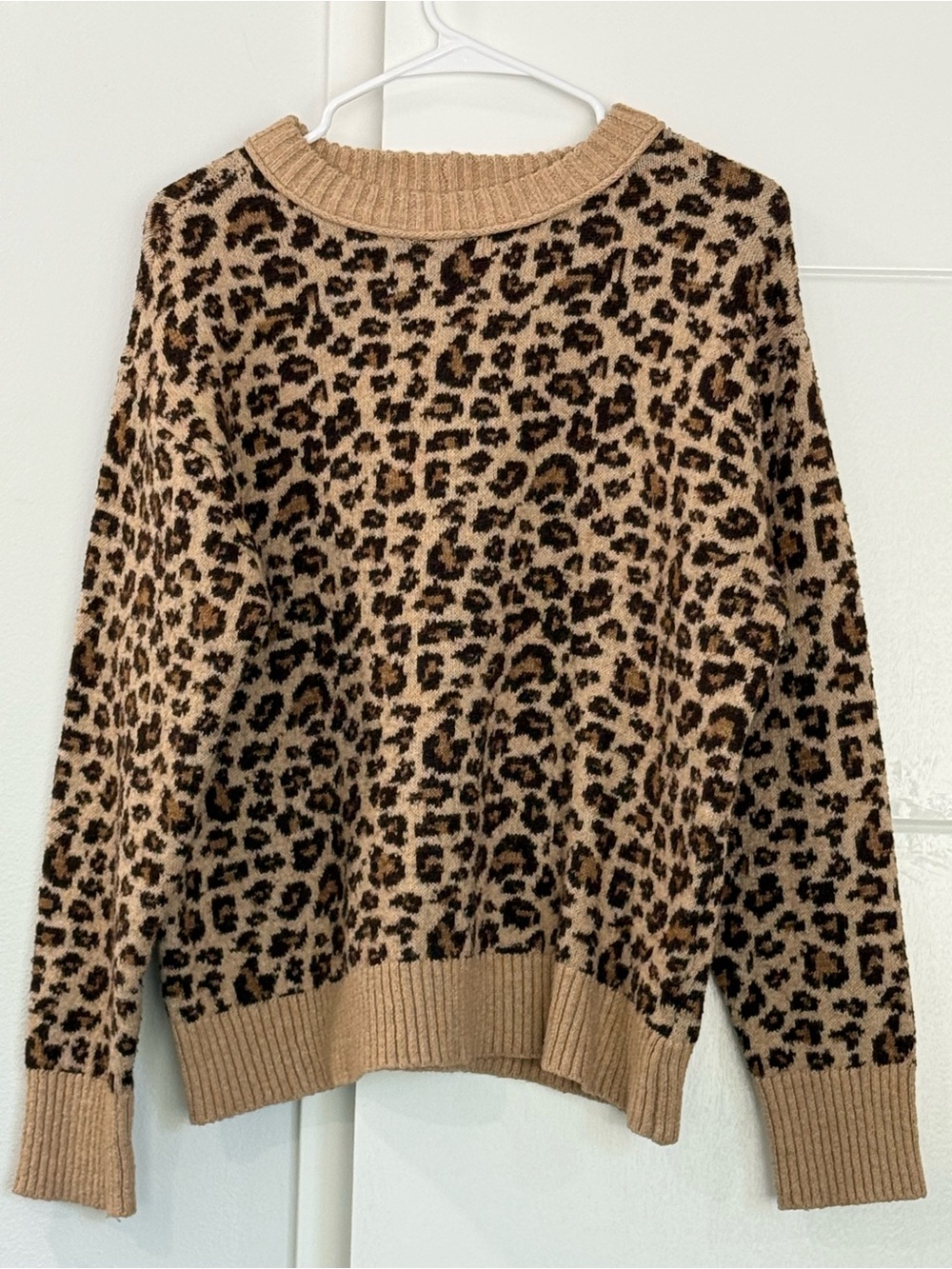 American Eagle Outfitters Leopard-Print Crewneck Sweater in Tan and Black
